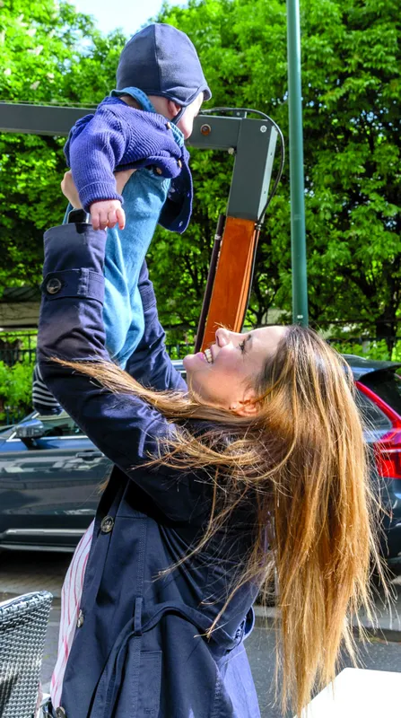 HOT FELTÖLTÉS Szabó Erika 