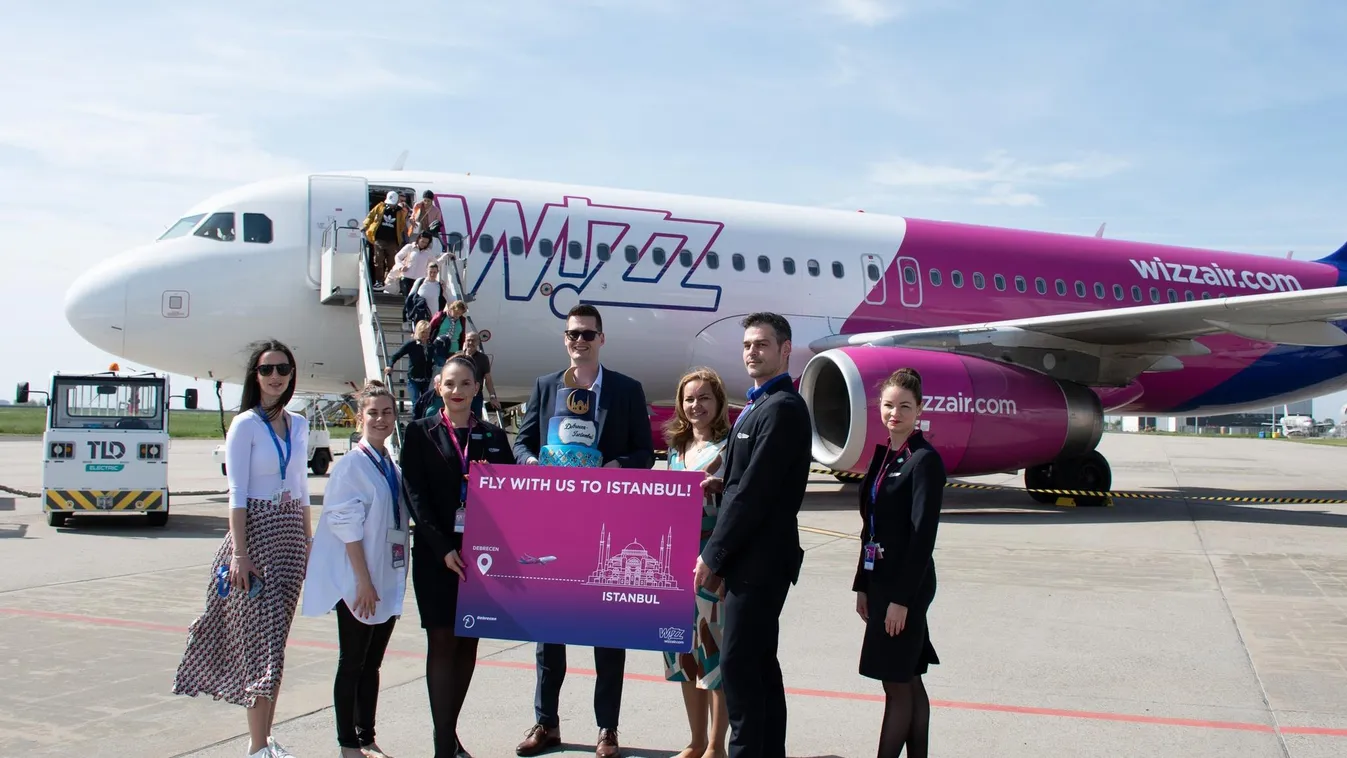 Újabb mérföldkő: elrajtolt a Wizz Air első járata Debrecenből Isztambulba