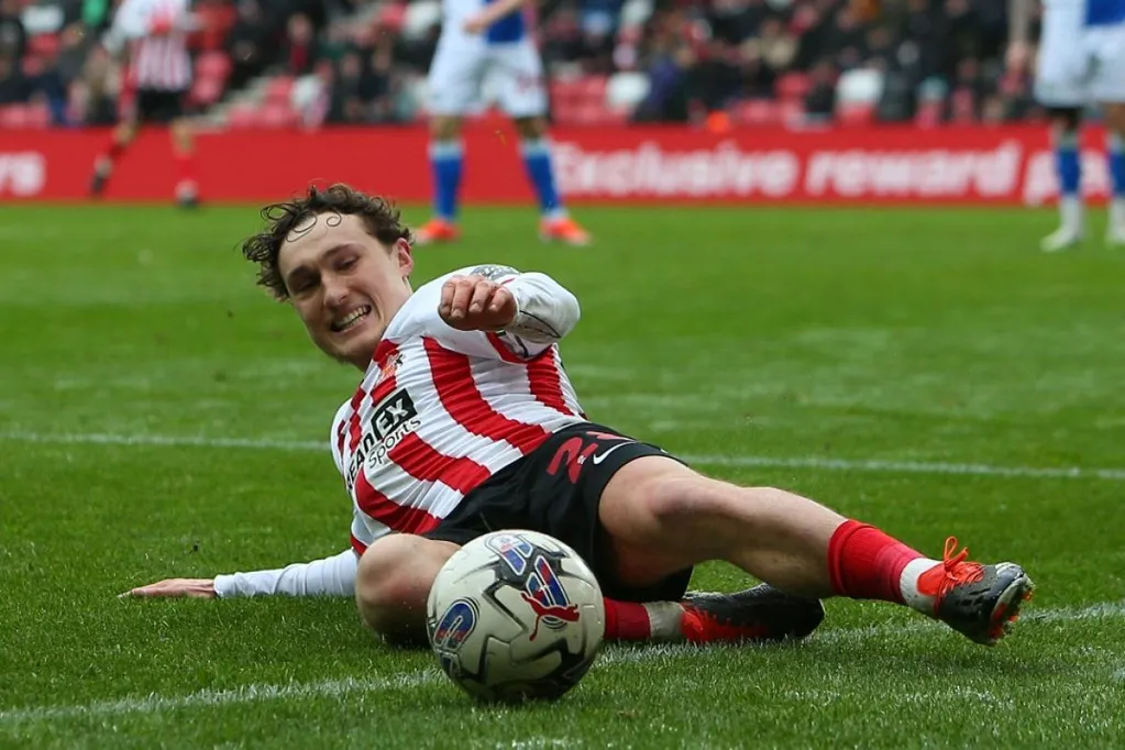Callum Styles ezúttal hiába hajtott, sokat hibázott balhátvédként