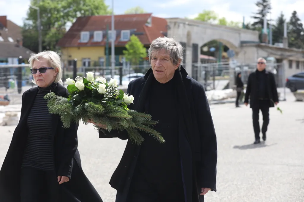 2024.04.18
Tordy Géza temetés
Kern András