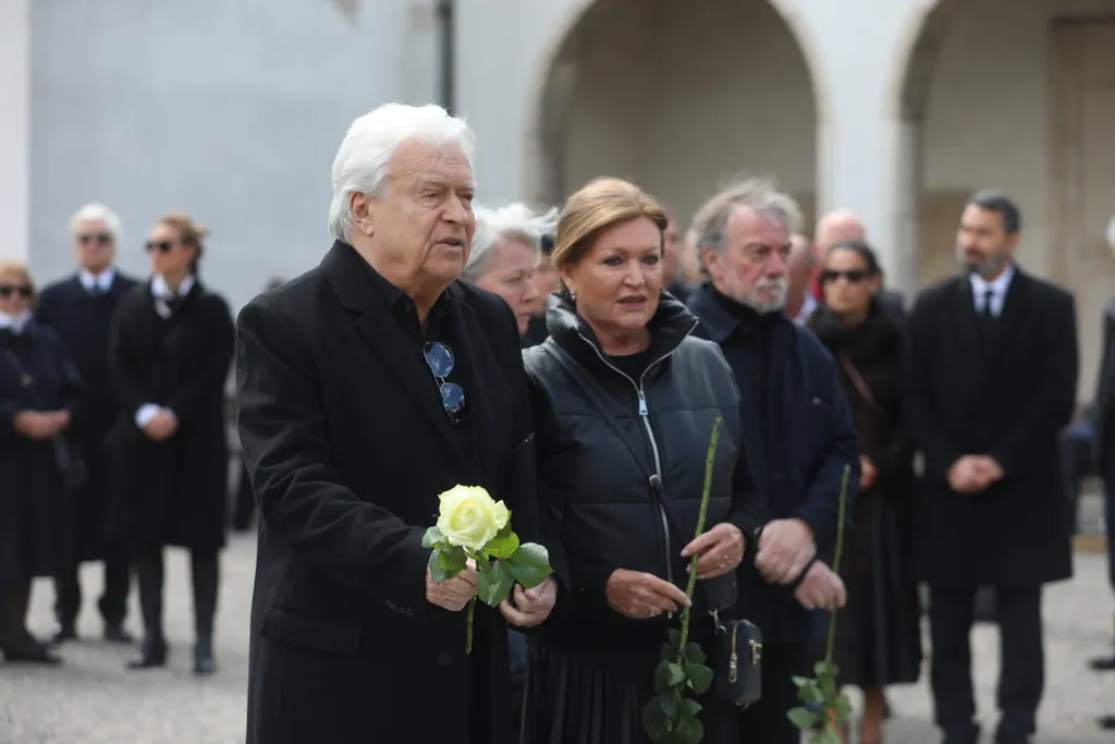 2024.04.18
Tordy Géza temetés
Lukács Sándor