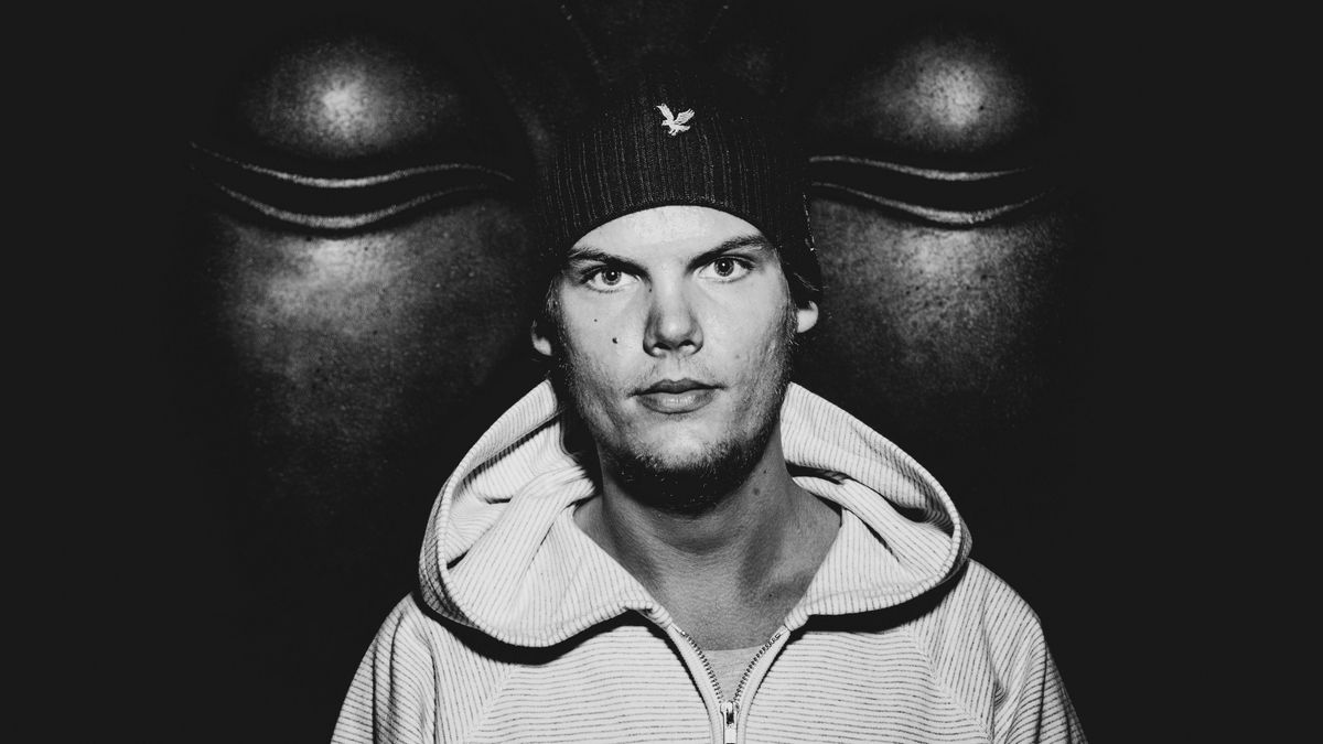 Avicii 6 éve vetett véget az életének – galéria