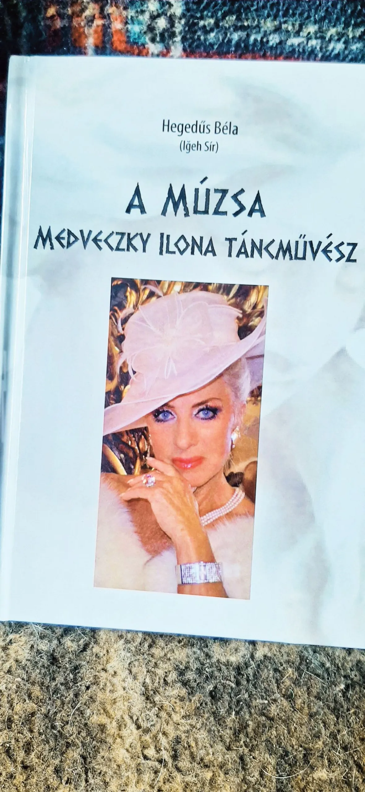 HOT FELTÖLTÉS MEDVECZKY ILONA