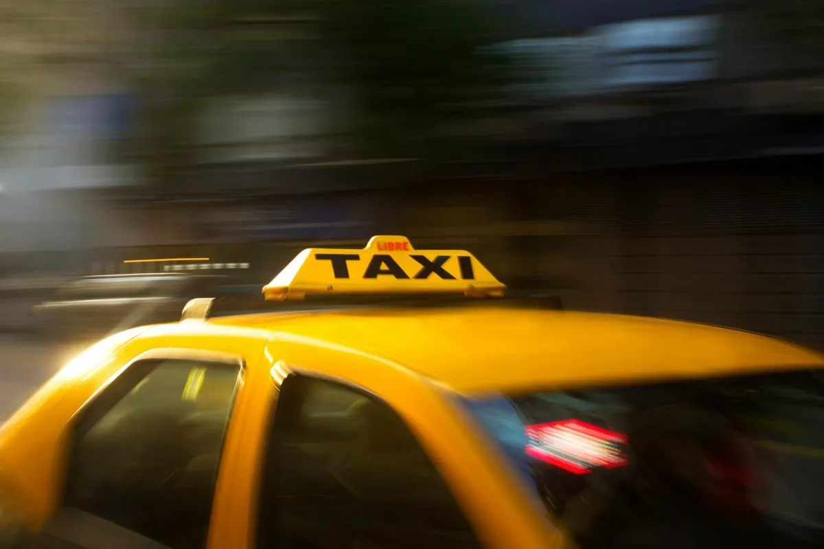 Hatalmas szerencse, hogy a taxis épp ott volt a Széll Kálmán téren /