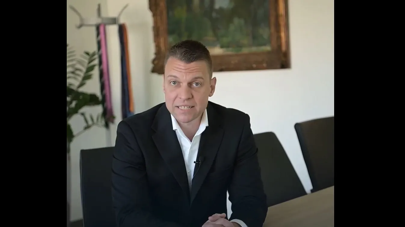 Menczer Tamás: "Gyurcsány úrnak megártott az önbizalom" - Videó