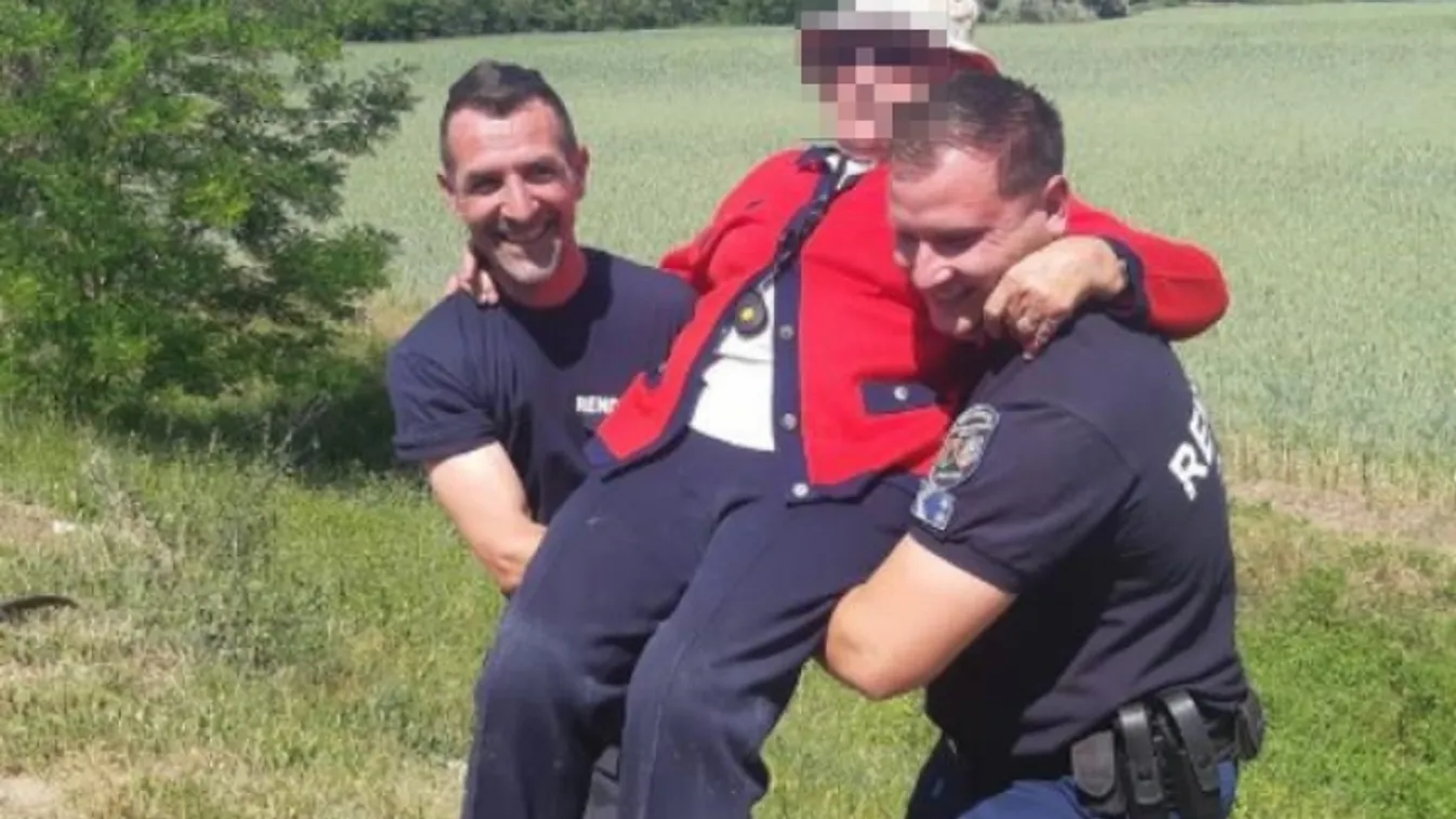 Idős nénihez siettek a rendőrök, gondosóra mentette meg az életét