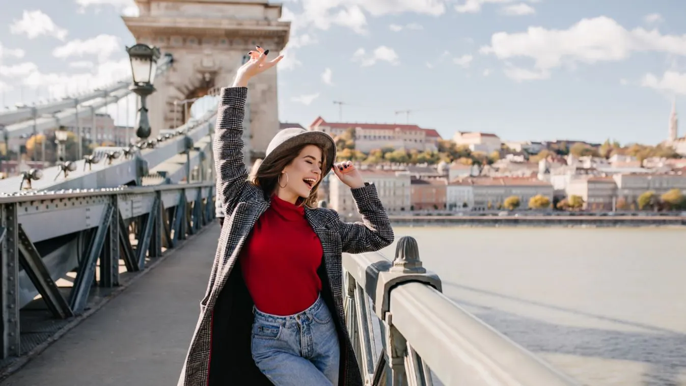 Filmforgatások, világhírű influencerek, követők milliói - minden szem Budapesten
