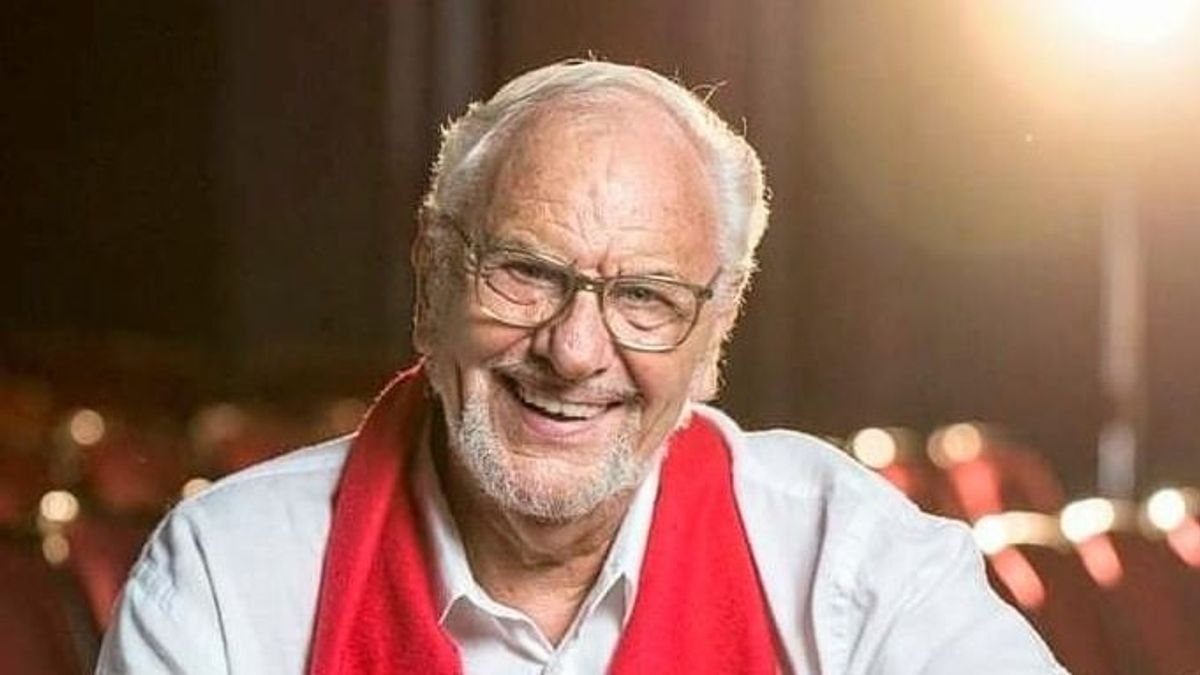 Müller Péter: Kérdésessé vált az egész emberiség léte vagy nemléte