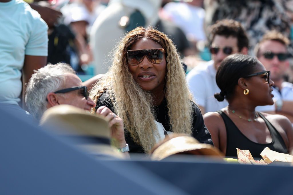 Serena Williams a miami tenisztornán is csak nézőként volt jelen, de még visszatérhet a pályára