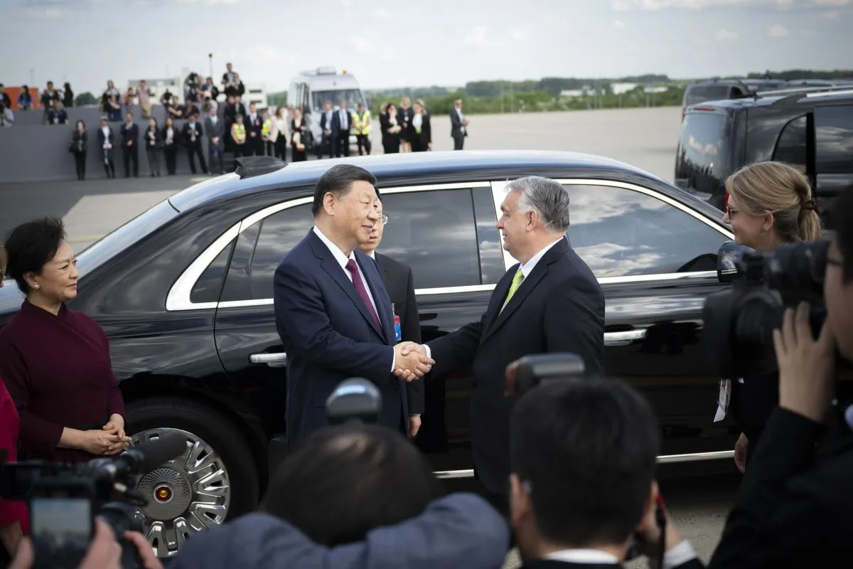 ORBÁN Viktor; HSZI Csin-ping; PENG Li-jüan