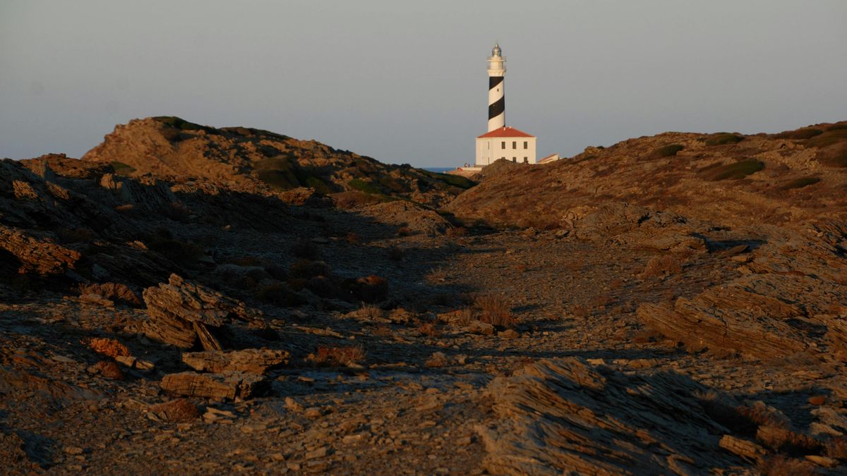 Kővé dermedt a család: elhunyt kisfiú szelleme tért vissza, nem ok nélkül