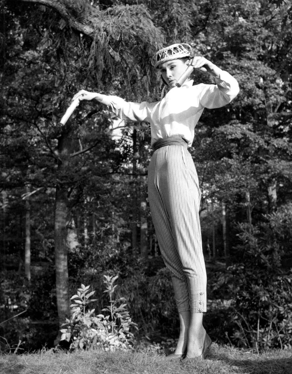 AUDREY HEPBURN OBIT 2 TONE