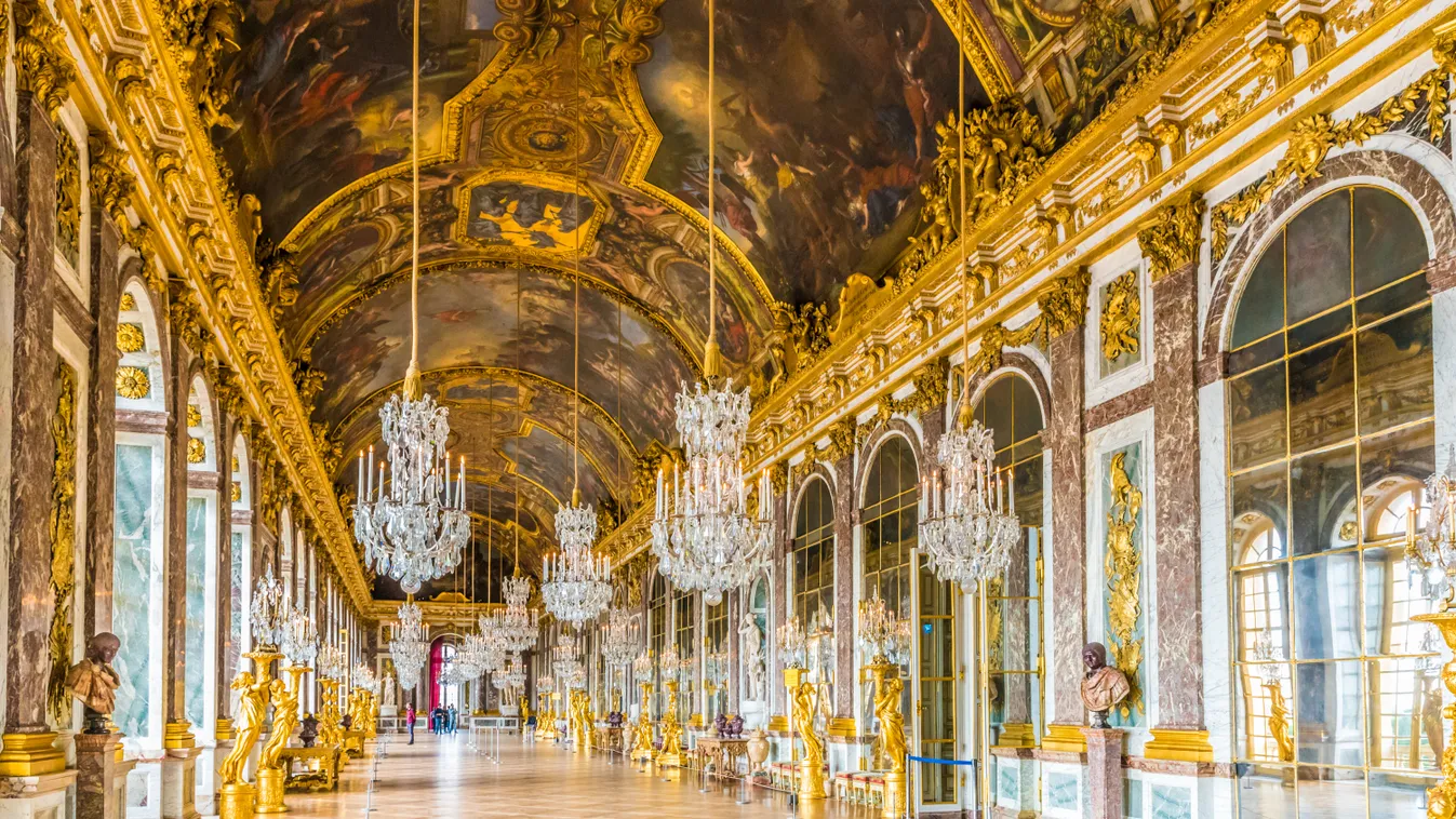 Narancsszínű porban úszott a versailles-i kastély tükörterme