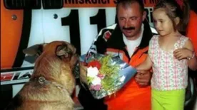 28 éves lett az a lány, akit a hős kutya, Mancs mentett meg a török földrengés romjaiból