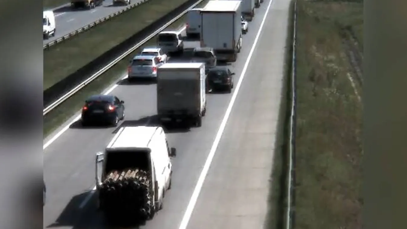 Életveszélyes mutatvány: fogadjunk, hogy ledöbbensz, ha meglátod, mit tett ez a sofőr az M0-son