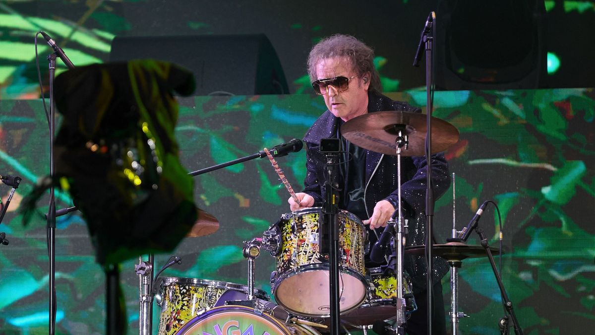 A rock and roll kortalan! Hatalmas bulit csapott a Hungária a Puskás Arénában – képekben a felejthetetlen koncert