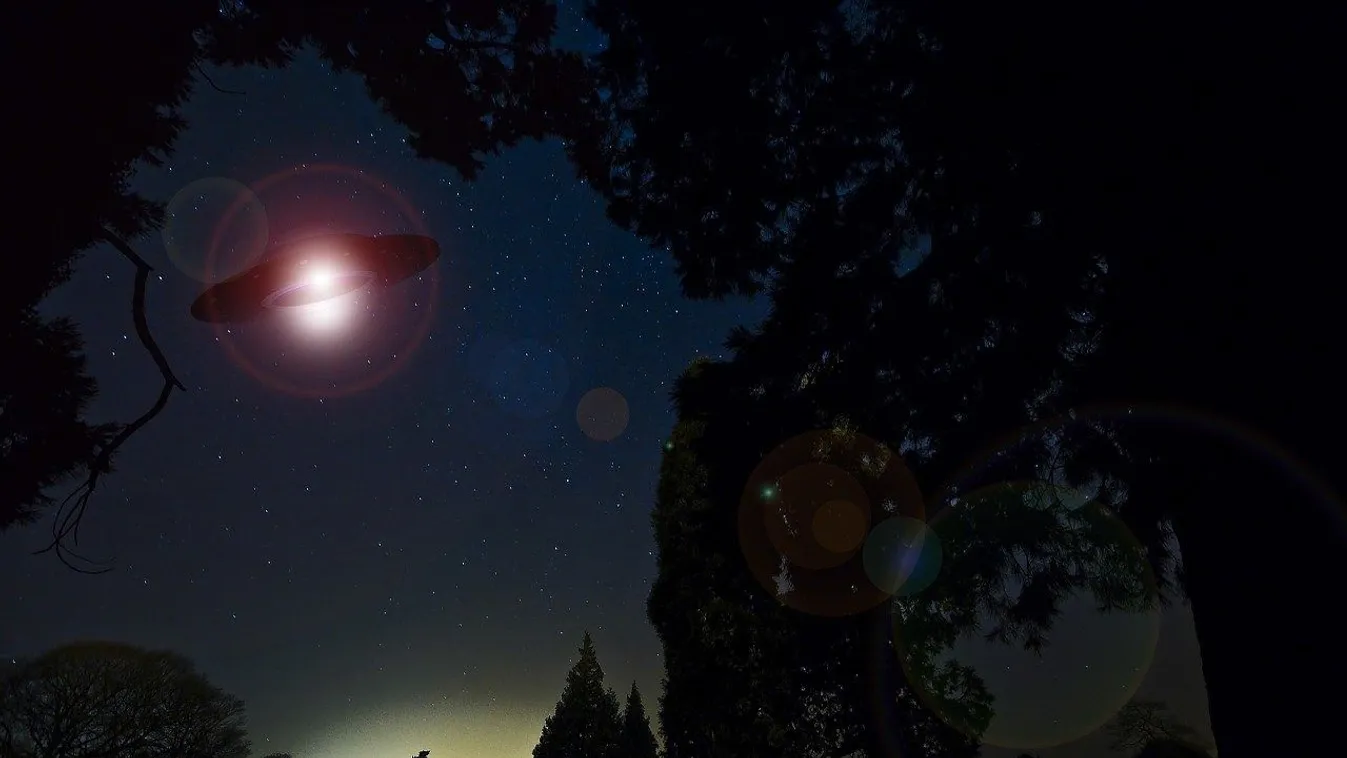 Eluralkodott a pánik a fesztiválon: UFO lebegett a koncert fölött