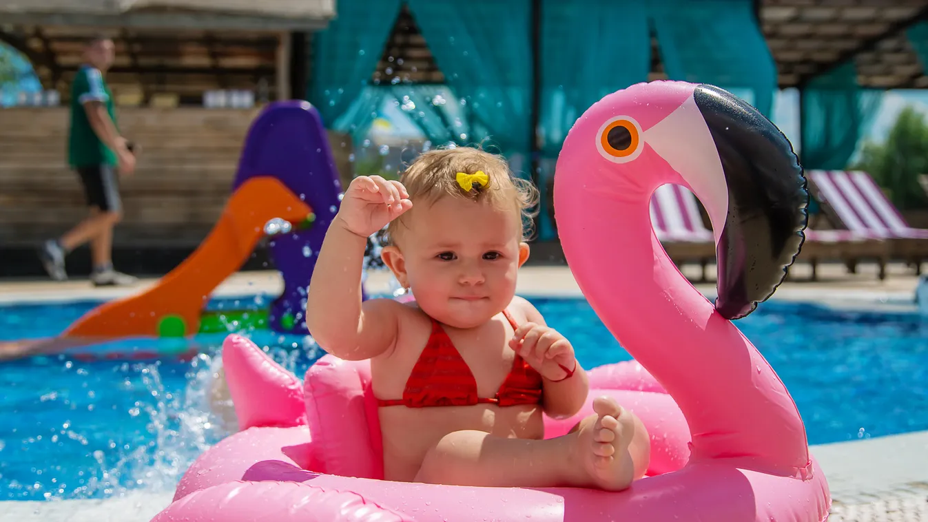 10 dolog, amit ne hagyj otthon, ha babával mész strandolni!