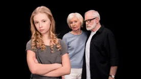 Mérgező nagyszülők árnyékában