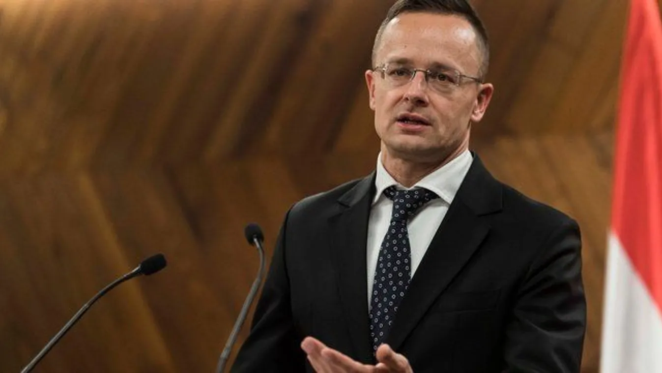 Szijjártó Péter: Brüsszelben most próbálják eltüntetni az utolsó akadályt is a háború útjából