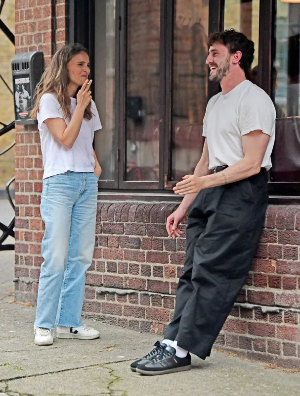 Natalie Portman túllépett hűtlen férjén - BORS