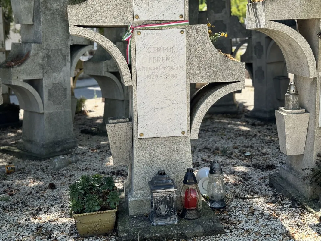 Zenthe Ferenc sírja