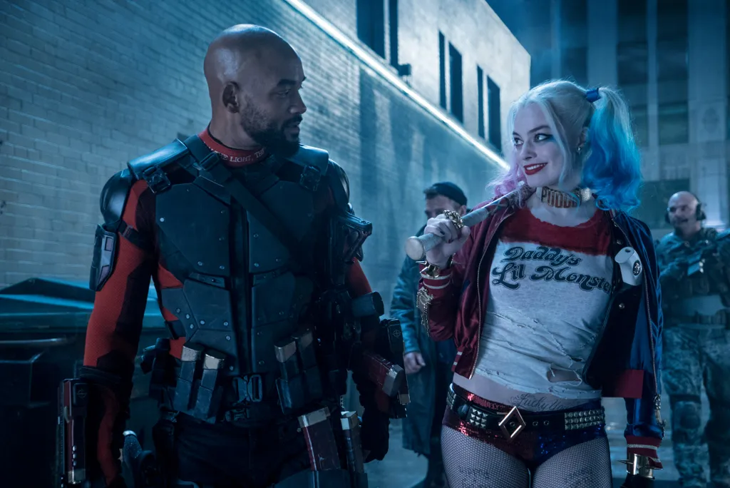 2016 - Suicide Squad - Movie Set