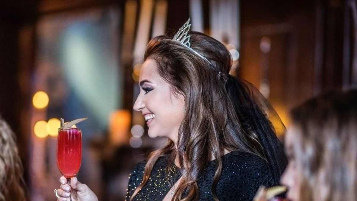 Nem feleség többé a luxusfeleség: így néz ki a sztár a milliárdos férje nélkül