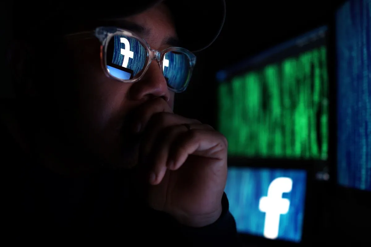 Facebookon próbálkoznak a hackerek /