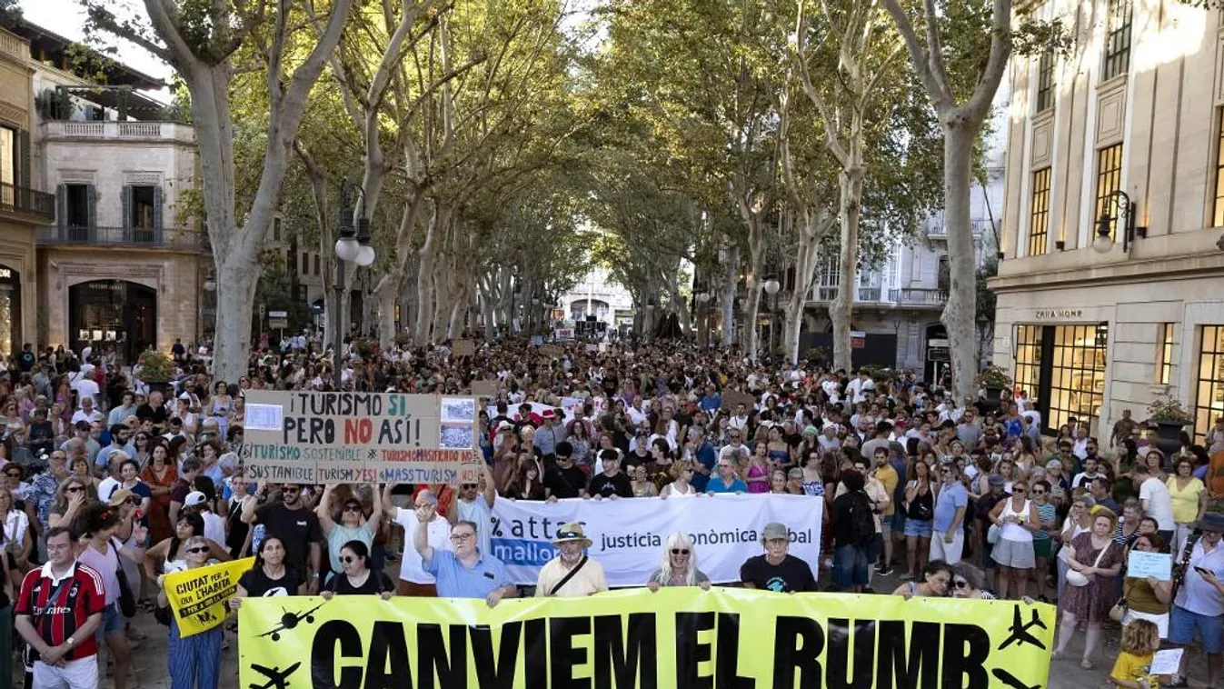 Több tízezren tüntettek Mallorcán a tömegturizmus ellen