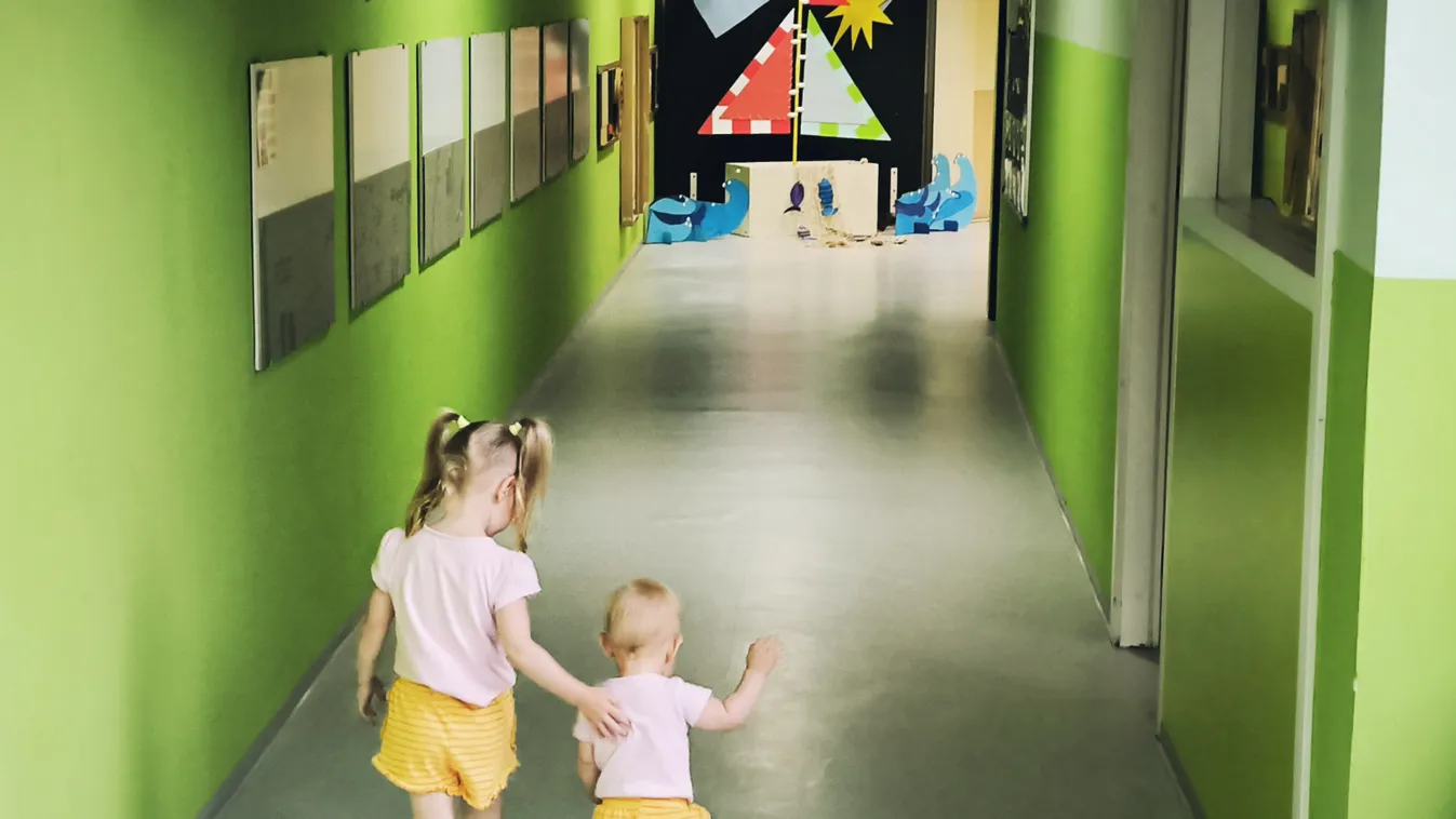 Rám olvadt a gyerek a melegben