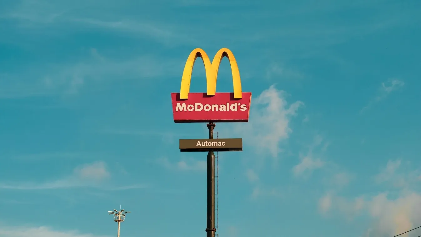 Óriási a felháborodás, kitálalt a McDonald's korábbi dolgozója