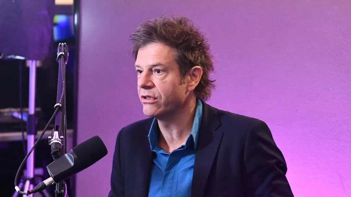 Till Attila kellemetlen helyzetbe hozta Marics Petit, videó is készült az esetről