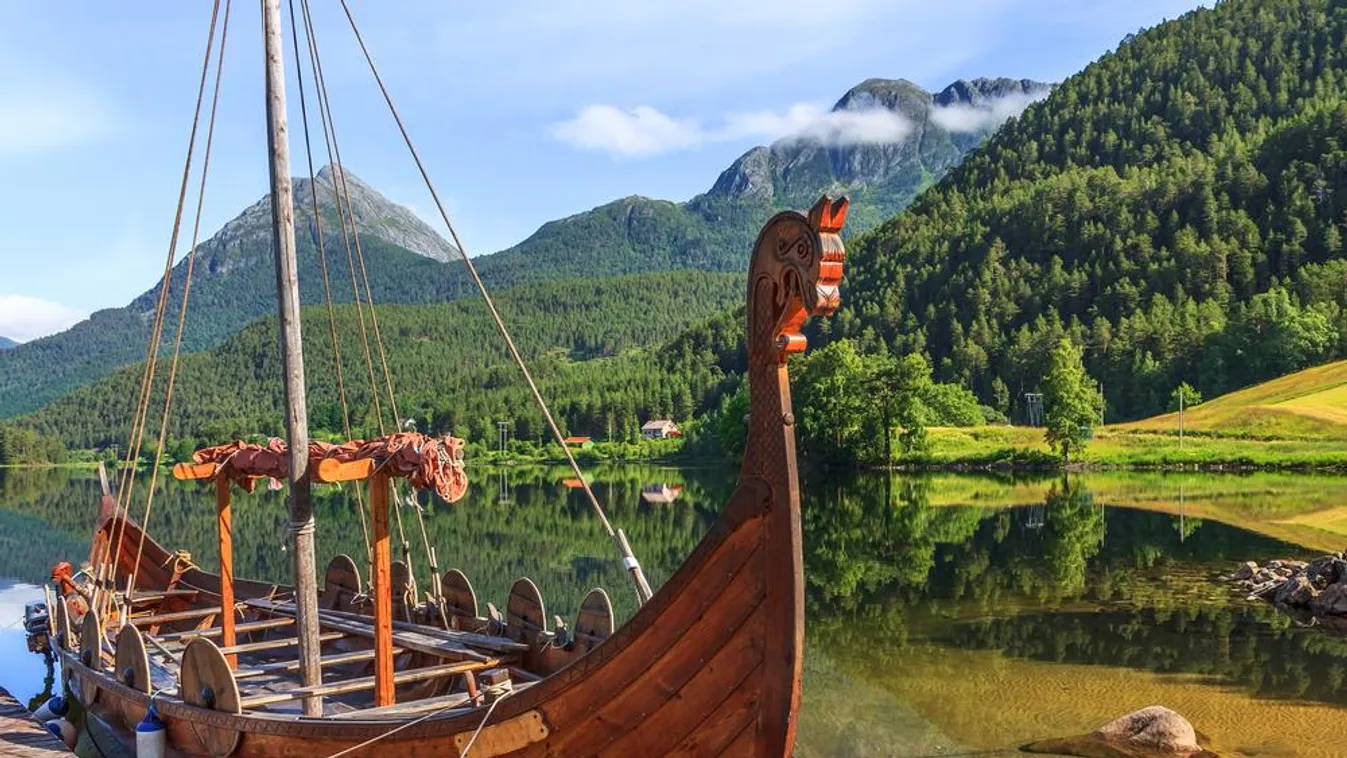 Egy ember meghalt, miután egy viking hajó másolata elsüllyedt Norvégiánál