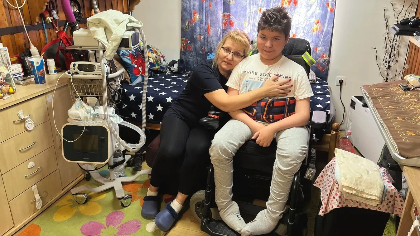 Utcára kerülhet a Duchenne-szindrómában szenvedő Krisztián, szörnyű ok húzódik a háttérben