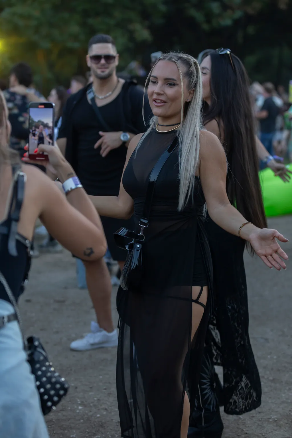 Kötelező elem a fesztiválon a fotózás és a posztolás is 