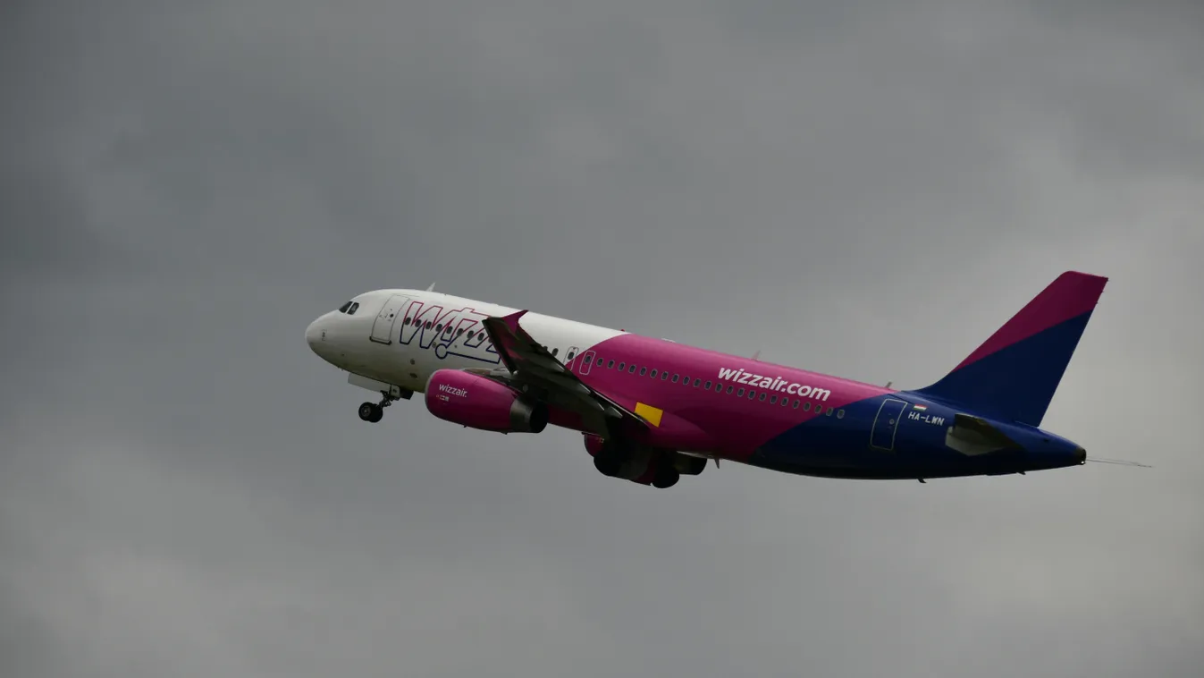 Rémálom a reptéren: Rómában hagyott a Wizz Air egy 14 éves kisfiút