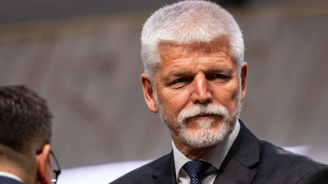 A cseh elnök szerint Ukrajna NATO tag lehet