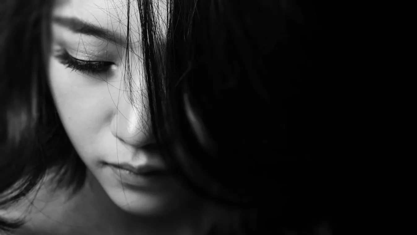 Motherless-ügy: budapesti apartmanok ablakán keresztül veszik videóra a vetkőző nőket