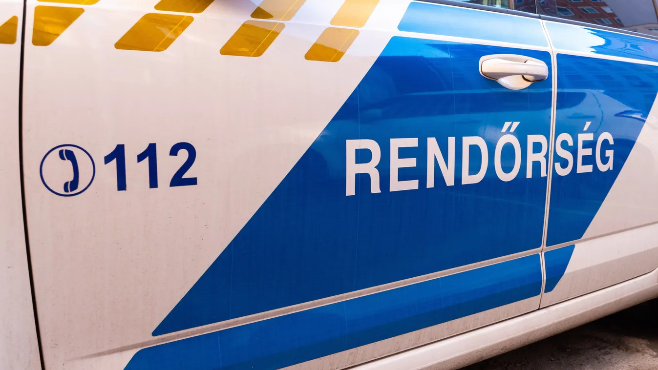 Irdatlan razzia Budapesten, száz rendőr vonult ki a belvárosba
