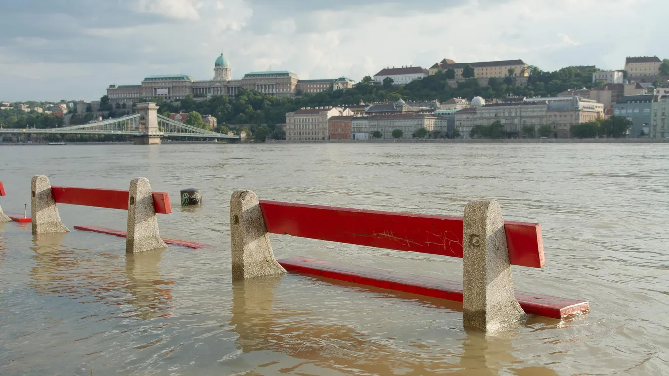  Karácsony Gergely: Érkezik az évtized legnagyobb árhulláma