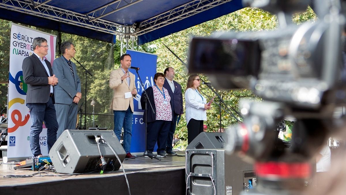 Nyitrai Zsolt: A kormány számára kiemelten fontosak a fogyatékossággal élők – videó