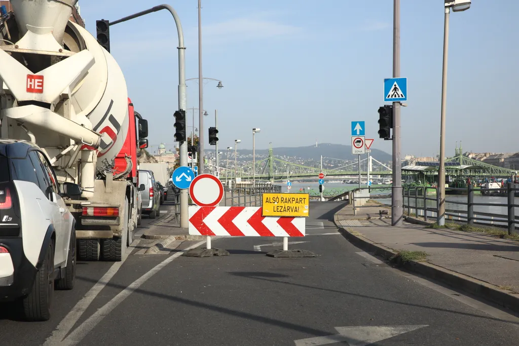  Budai rakpart egészen a Római partig