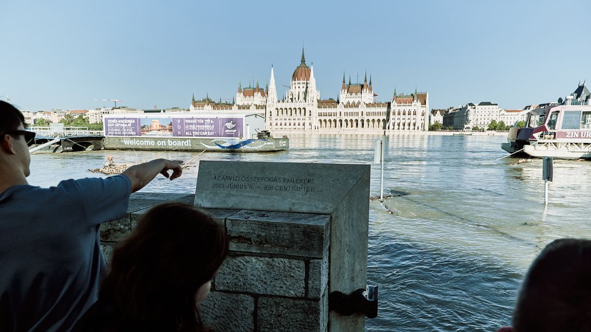 Tetőzött a Duna Budapestnél: Mutatjuk, mennyivel maradt el a mostani áradás a 2013-astól - galéria