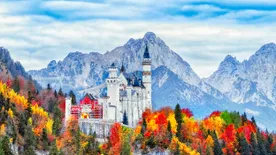 A mesebeli Neuschwanstein kastély bomlott elméjű uralkodójának különös élete és halála