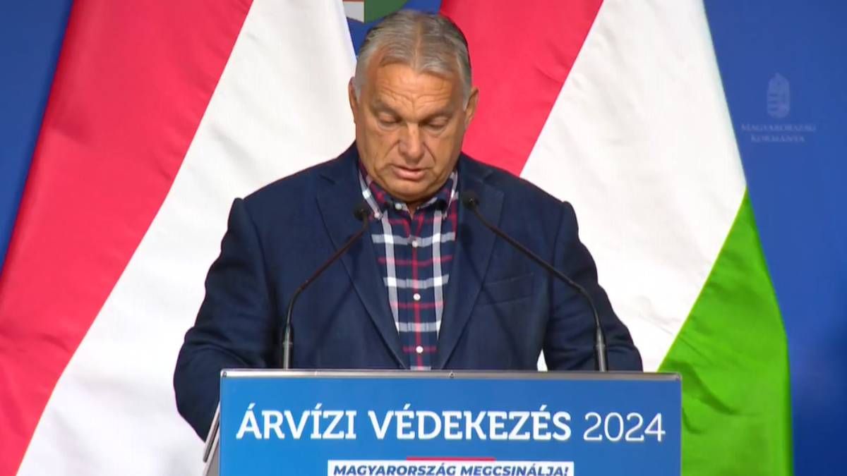 Orbán Viktor árvízinfó