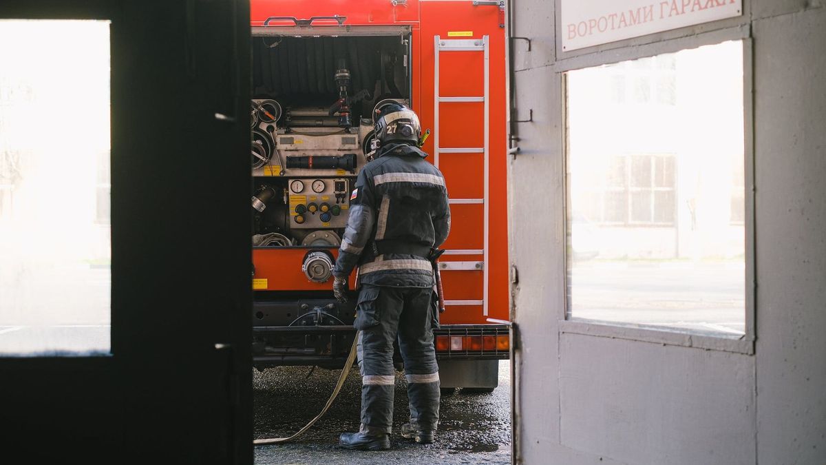 Pánik Szombathelyen: ömlött a füst egy lakásból - nem hiszed el, mi történt bent