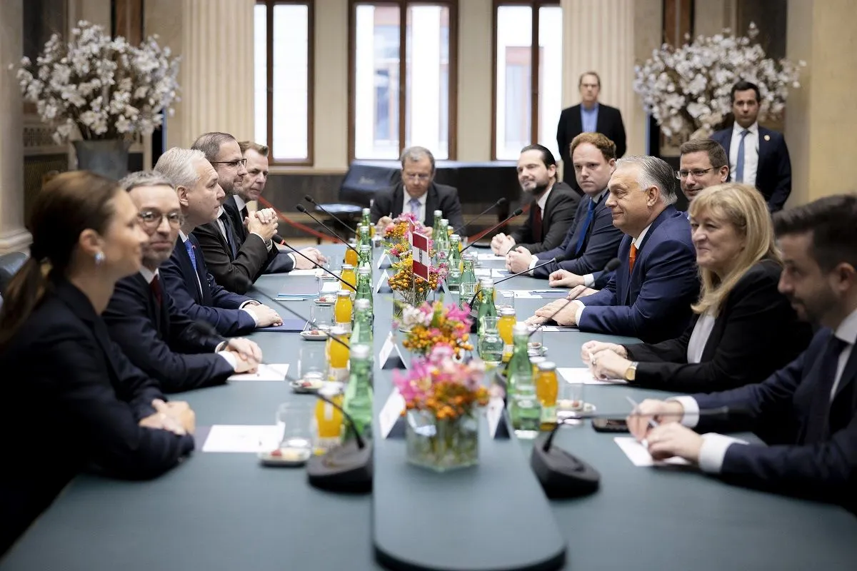 GULYÁS Gergely; SCHMIDT Mária; ORBÁN Viktor