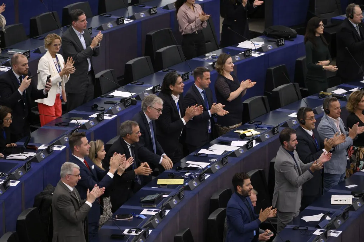 DEUTSCH Tamás; ORBÁN Viktor; DÖMÖTÖR Csaba