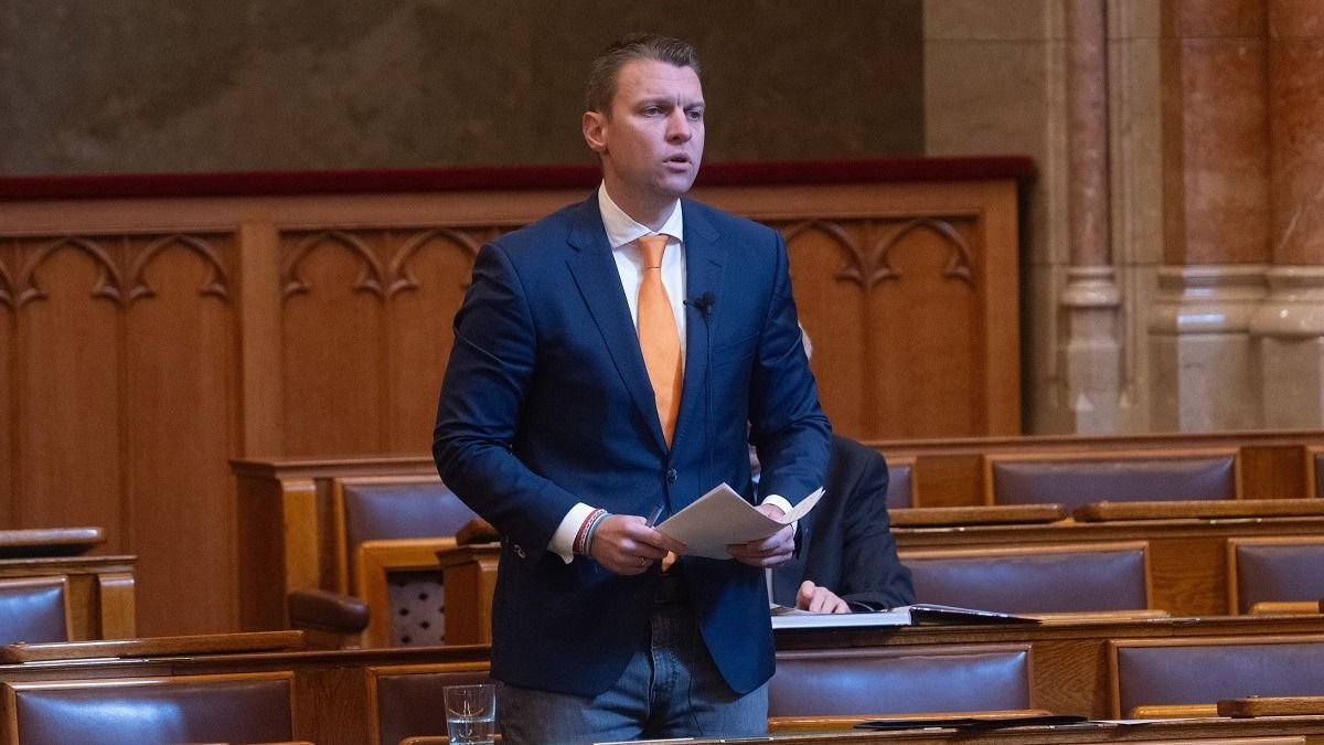 Menczer Tamás: a Fidesz üdvözli a kormány döntéseit